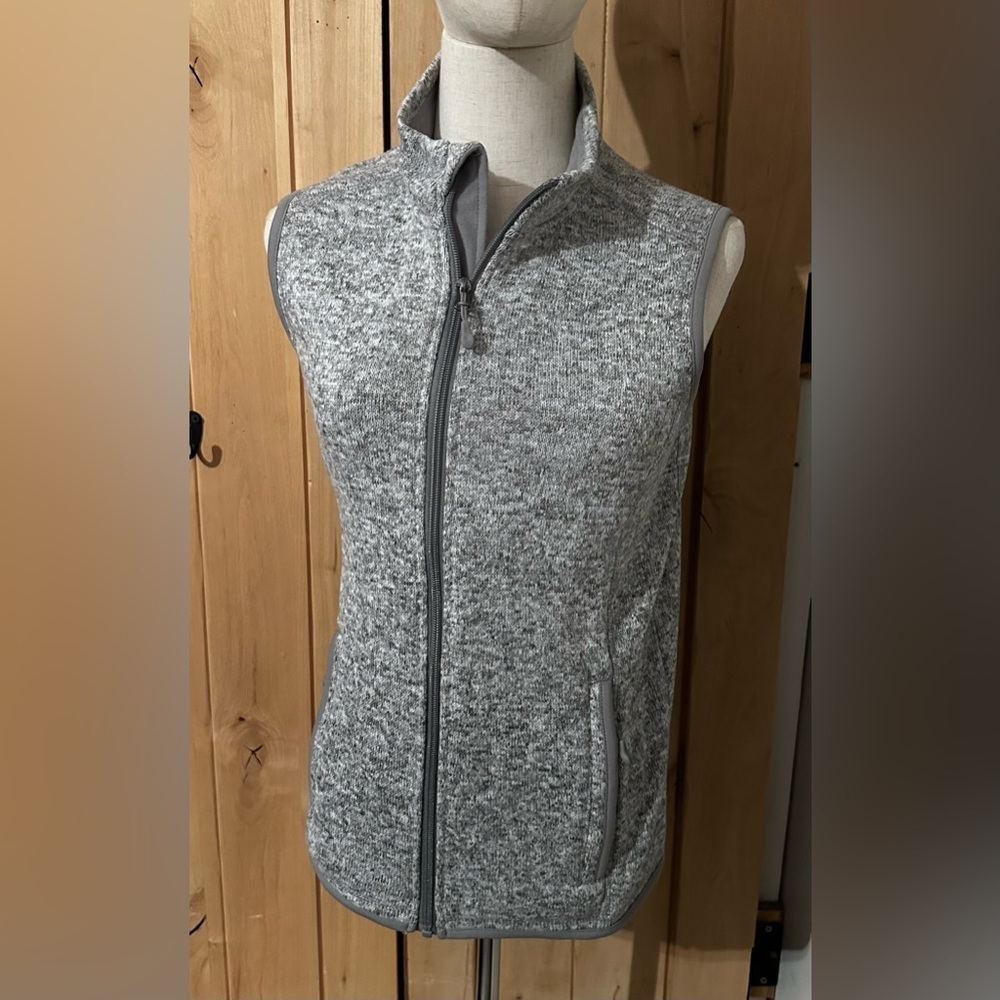 Charles River Apparel Women’s Pacific Grey Heathered Vest XS - Picture 2 of 7